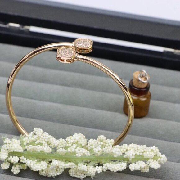 Rose Gold Plated Adjustable Bangle with Octagon Crystal Ends, XPBL0417 - Picture 9 of 13